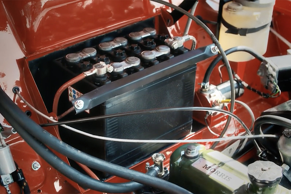 Handmade-Morris-Minor-battery-for-Quest-TV-6